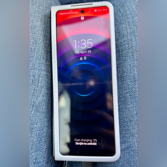 ZFold 3 5G - Picture 3 of 6